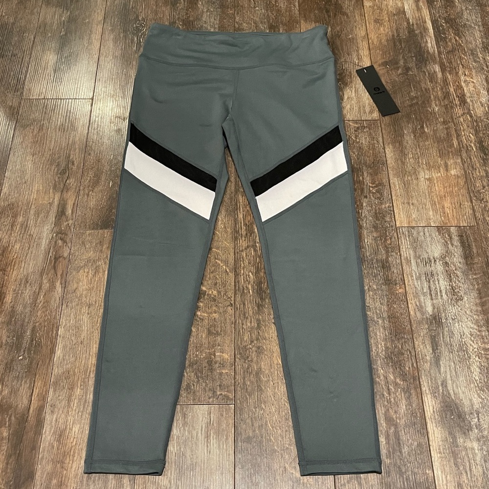 Mono B Women's Green Leggings with Black and White Accents